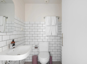 Selina Theatrou Athens