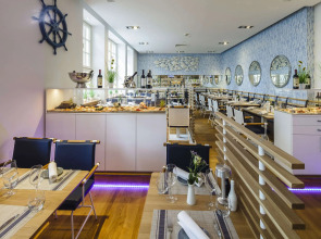 Star-Apart Hansa Hotel