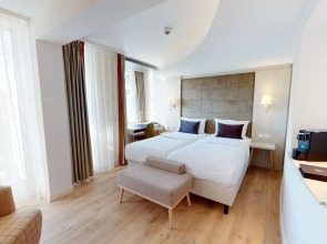 Kongresshotel Potsdam am Templiner See