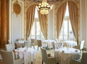 Hotel Maria Cristina, a Luxury Collection Hotel, San Sebastian