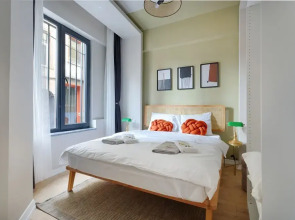 Galata Abraham by NewInn