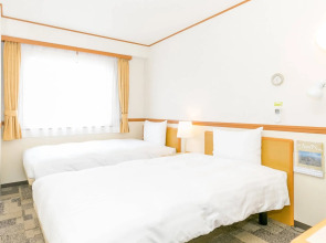 Toyoko Inn Toyama Station Sinkansen 1