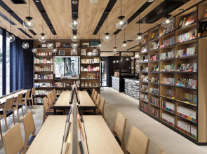 LAMP LIGHT BOOKS HOTEL nagoya