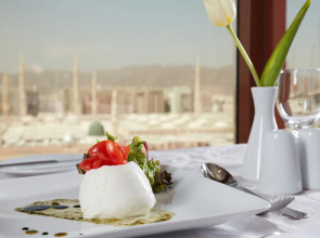 Pullman Zamzam Madina