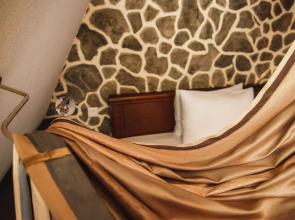 Променад Парк отель