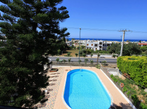 Iraklis Studios & Apartments