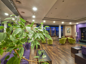 Yantra Grand Hotel -Sharlopov Hotels