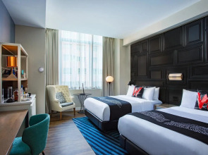 W Boston, a Marriott Hotel