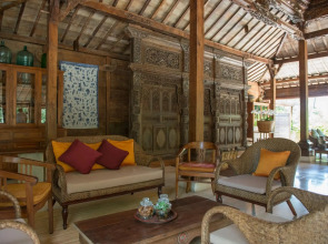 Курорт Komaneka at Tanggayuda