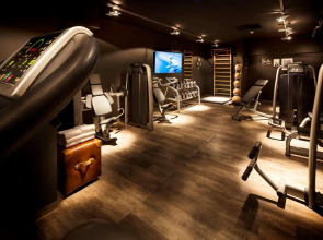 Отель pentahotel Brussels City Centre