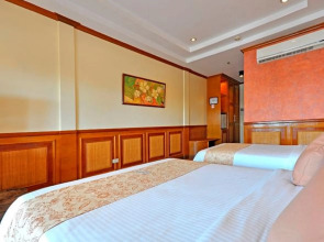 Red Coconut Beach Hotel