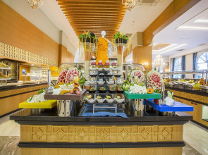 J'adore Deluxe Hotel & Spa