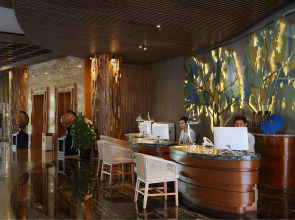 The Crystal Luxury Bay Resort Nusa Dua