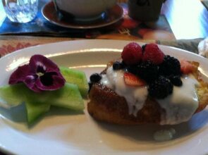 Admiral Peary Inn Bed & Breakfast