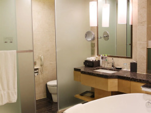 Pullman Linyi Lushang