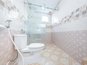 Oyo 446 The Bao Hotel