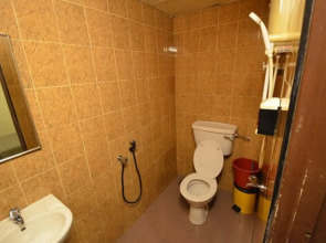 Lotus Family Hotel, Medan Tuanku