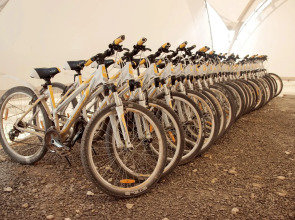 Оленевка Village