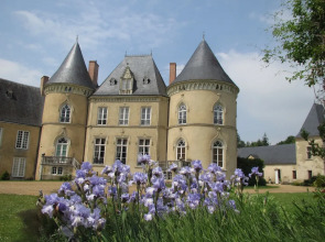 Chateau De Vauloge