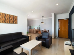 Golden View Serviced Apartment