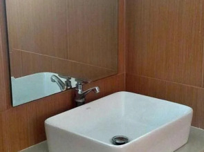 Krisada Beach Resort