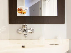 Premiere Classe Lyon Est - Aéroport Saint Exupéry