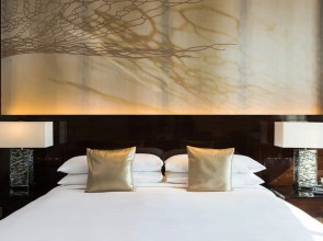 Renaissance Shanghai Pudong Hotel