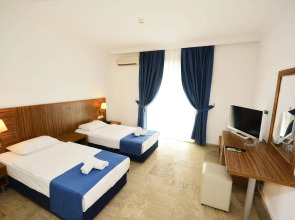 Ladonia Hotels Luna Beach Resort