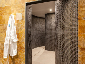 Grupotel Playa de Palma Suites & Spa