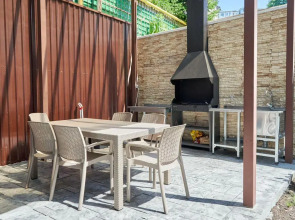 Вилла на Орбитовской