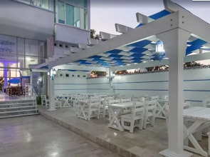 Viking Beach Hotel