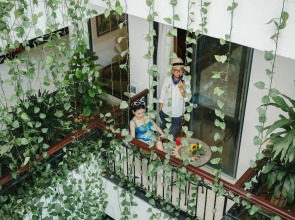 Liberty Hall Tam Coc Hotel & Villa