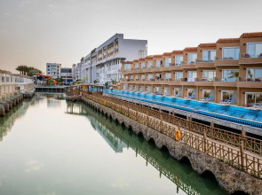 Bellagio Beach Resort