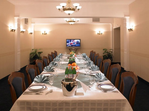 Отель «Украина»