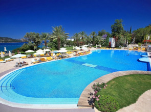 DoubleTree by Hilton Bodrum Isil Club Resort