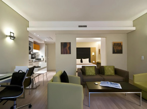 B-aparthotel Grand Place