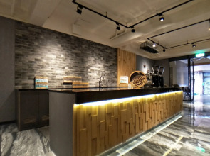 West.inn48 - Self Check-In Hotel