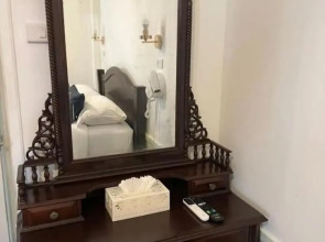 RQ THEVA Heritique Baan Praya Dinsor Road