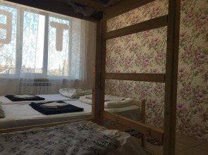 Pechki Lavochki Hostel