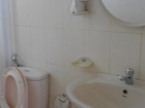 Mrs Wijenayake's Beach Haven Guest House