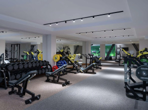 Отель DoubleTree by Hilton Almaty