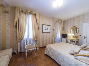 Hotel Savoia & Jolanda