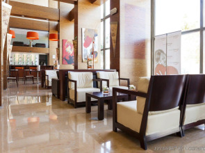 Hotel ILUNION Valencia 4