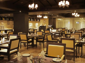 Park Regis Lotus Hotel