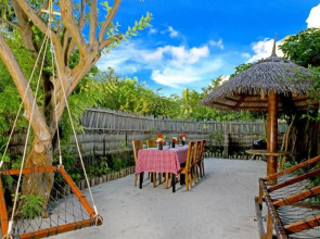 Hanifaru Transit Inn