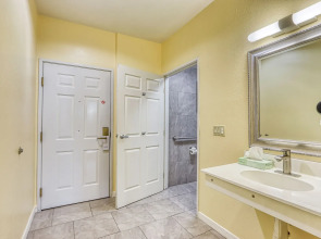 Americas Hotel El Paso Medical Center