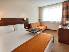 DeSilva Inn Katowice Airport