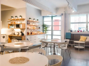 Dream Hostel & Hotel