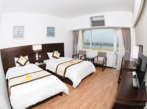 Quang Ba Trade Union Hotel