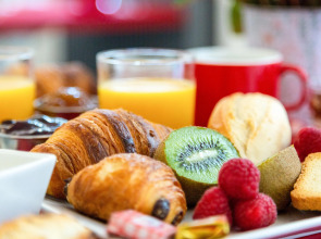 The Originals City, Hôtel Lecourbe, Paris Tour Eiffel